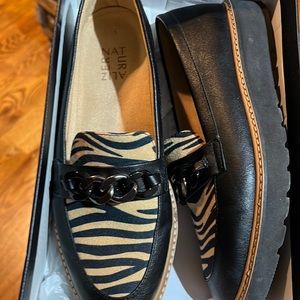 Like new. Maybe worn 2?